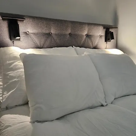 8 - P-spot & Self Check-in * Ювяскюля